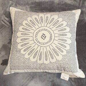 INK+IVY Sofia Boho  20"X20" Decorative Pillow Medallion Embroidery Gray